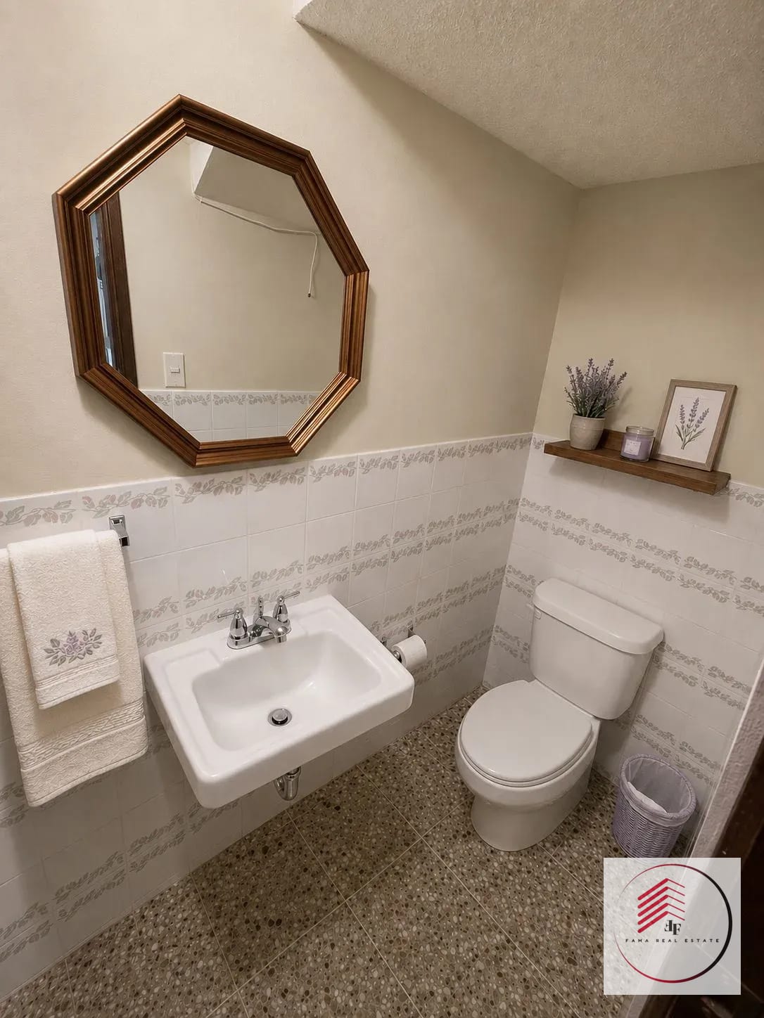 Venta de Casa de Dos Niveles en Zona 11 Dentro de Garita — Casa en Venta en Zona 11, Guatemala, Ciudad — foto 8 de 17