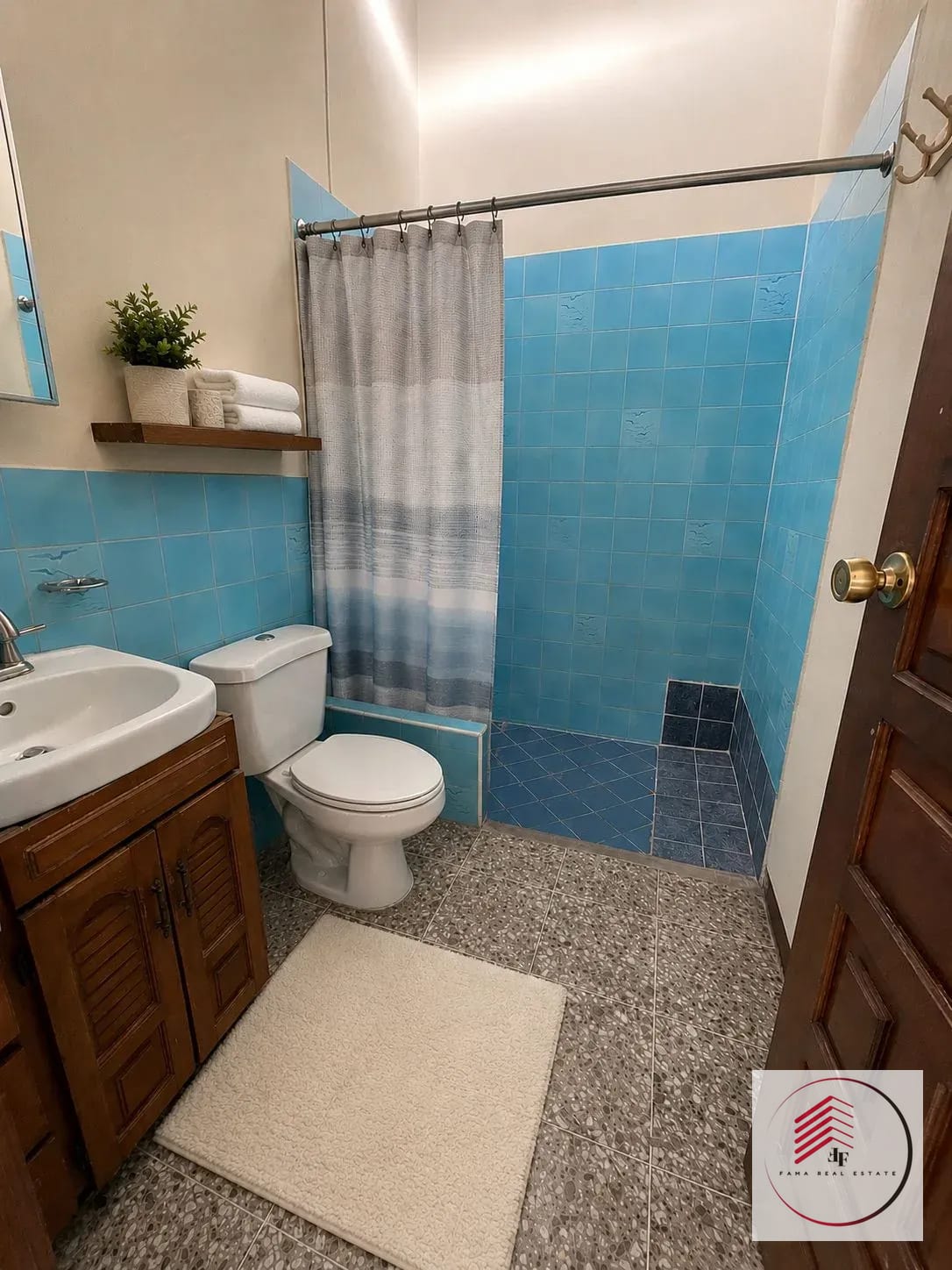 Venta de Casa de Dos Niveles en Zona 11 Dentro de Garita — Casa en Venta en Zona 11, Guatemala, Ciudad — foto 14 de 17