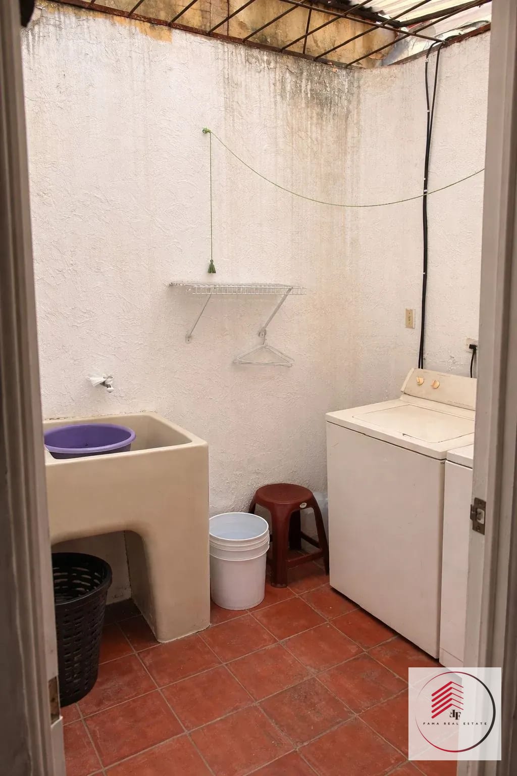 CASA DE UN NIVEL EN VENTA en Condominio Santa Barbara 2, San Cristóbal Mixco — Casa en Venta en Zona 8 Mixco, Guatemala, Ciudad — foto 4 de 9
