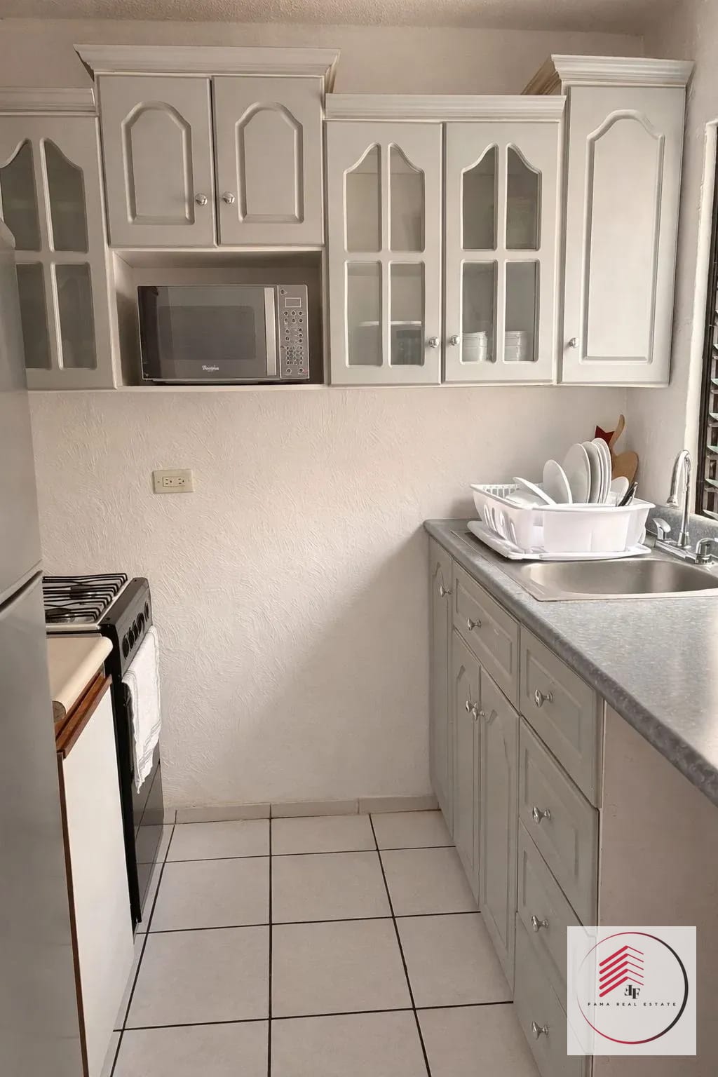 CASA DE UN NIVEL EN VENTA en Condominio Santa Barbara 2, San Cristóbal Mixco — Casa en Venta en Zona 8 Mixco, Guatemala, Ciudad — foto 8 de 9