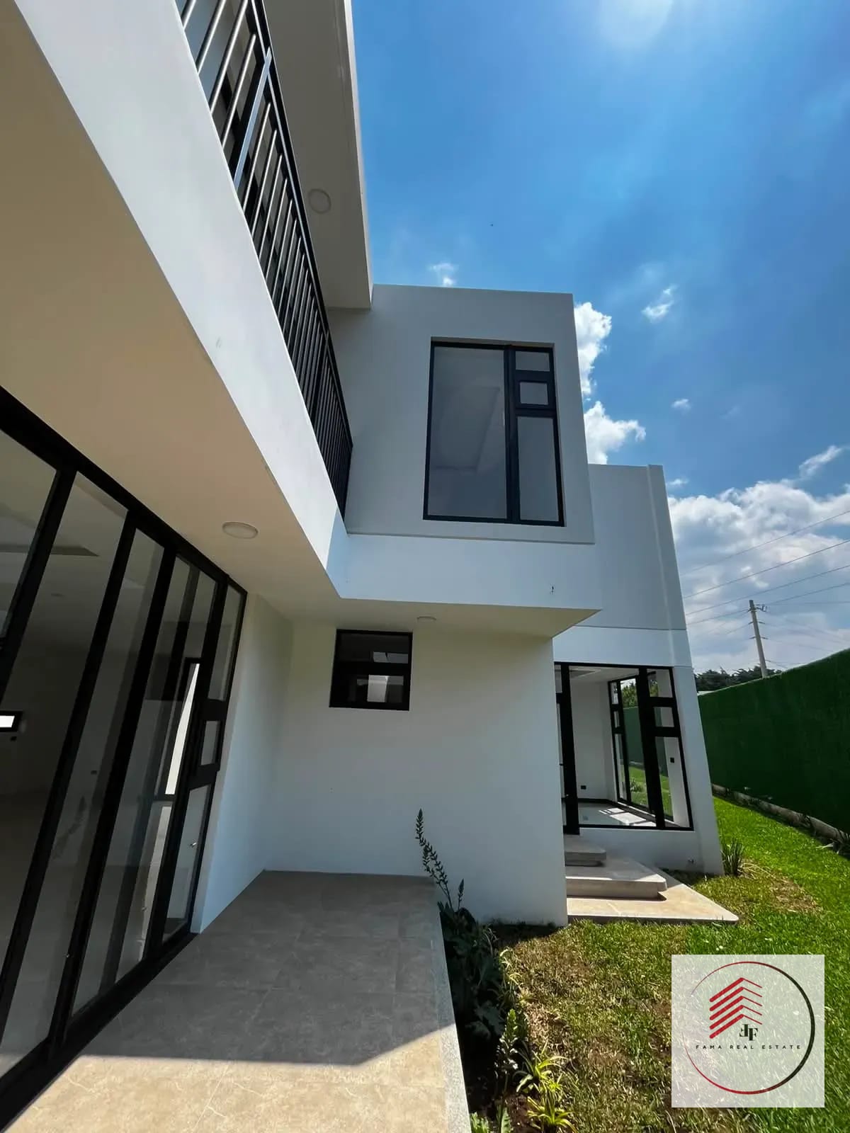 Venta de casa de lujo en Arrazola I carretera al salvador — Casa en Venta en Arrazola I, Carretera a El Salvador, Guatemala, Ciudad — foto 4 de 17