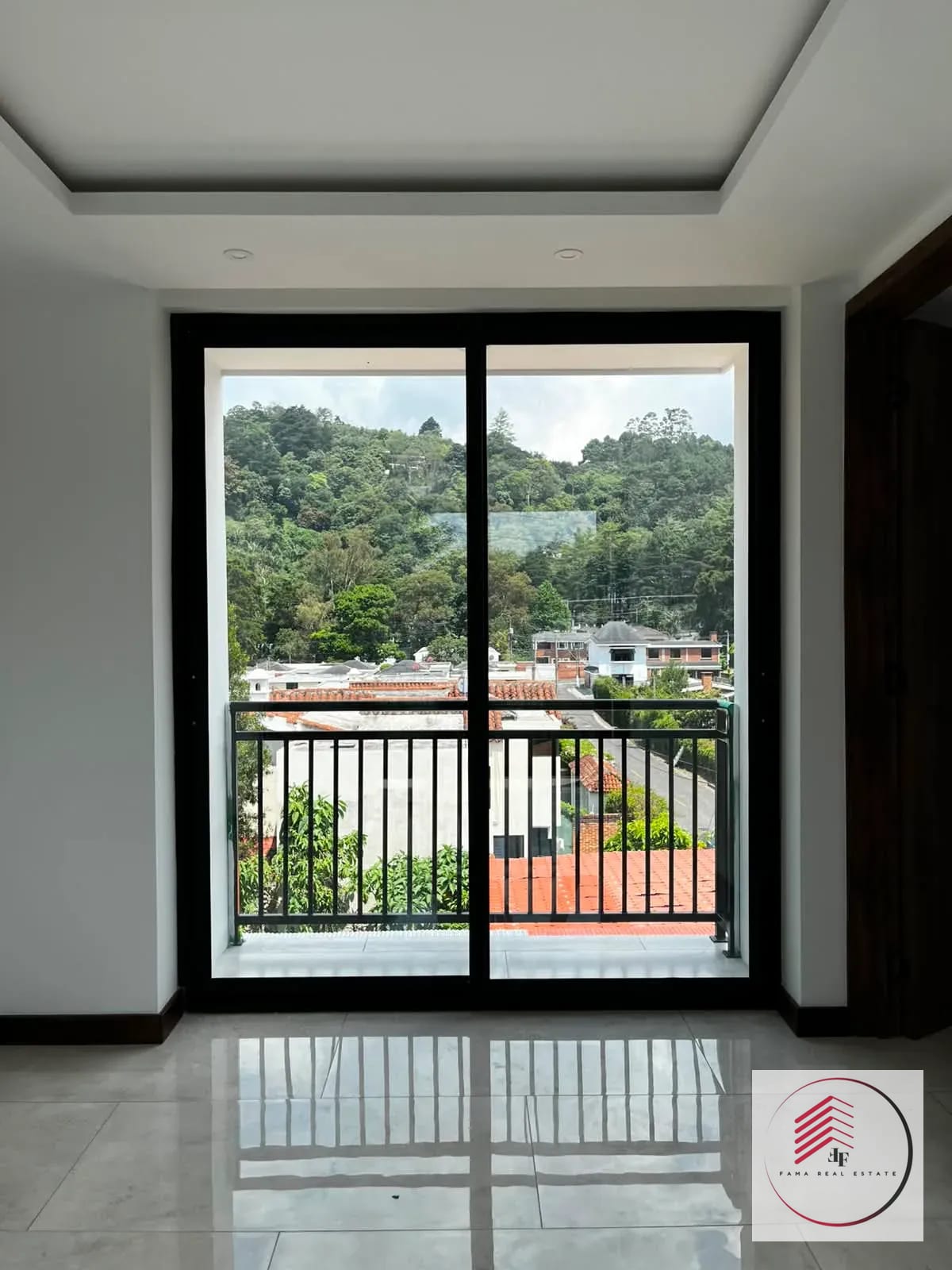 Venta de casa de lujo en Arrazola I carretera al salvador — Casa en Venta en Arrazola I, Carretera a El Salvador, Guatemala, Ciudad — foto 8 de 17