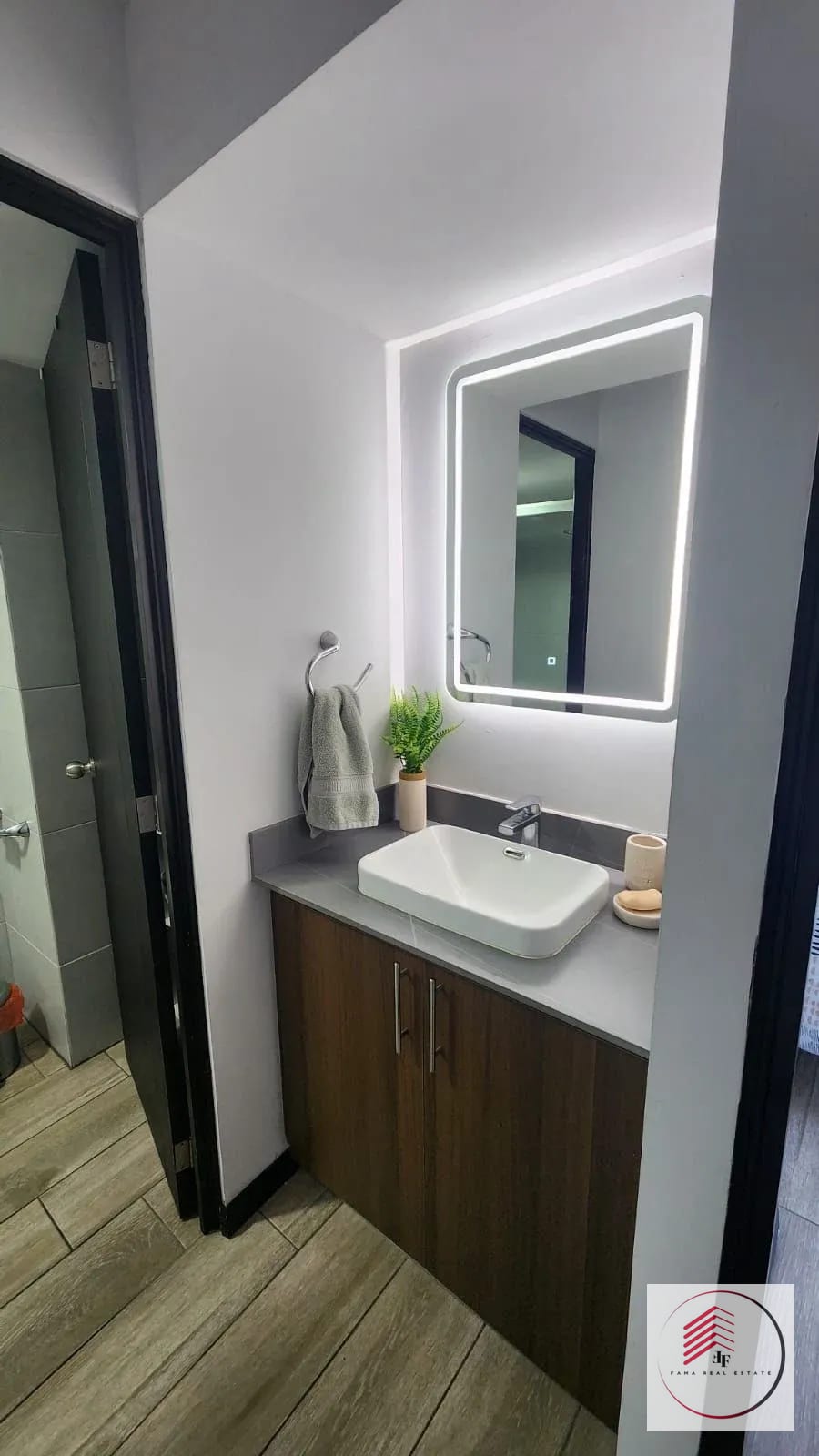 🔺se Vende Apartamento Nuevo en Edificio Bari 🔺KM 18.5 CAES — Apartamento en Venta en Bari, Carretera a El Salvador, Guatemala, Ciudad — foto 16 de 17