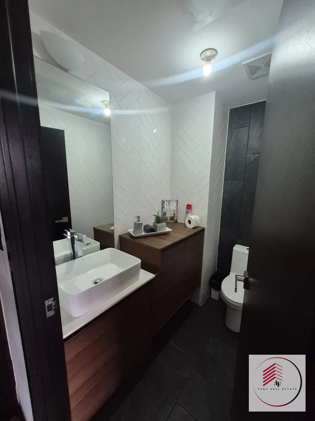 📍zona 10 Edificio Eon- Apartamento Venta Amueblado y Equipado 👉🏻 — Apartamento en Venta en Eon, Zona 10, Guatemala, Ciudad — foto 3 de 8