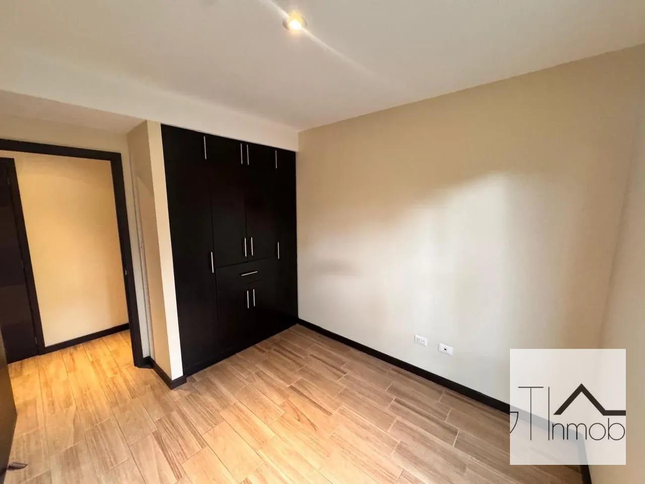 Amplio apartamento en venta en VH1 zona 15 — Apartamento en Venta en Agora 1501, Zona 15, Guatemala, Ciudad — foto 14 de 17