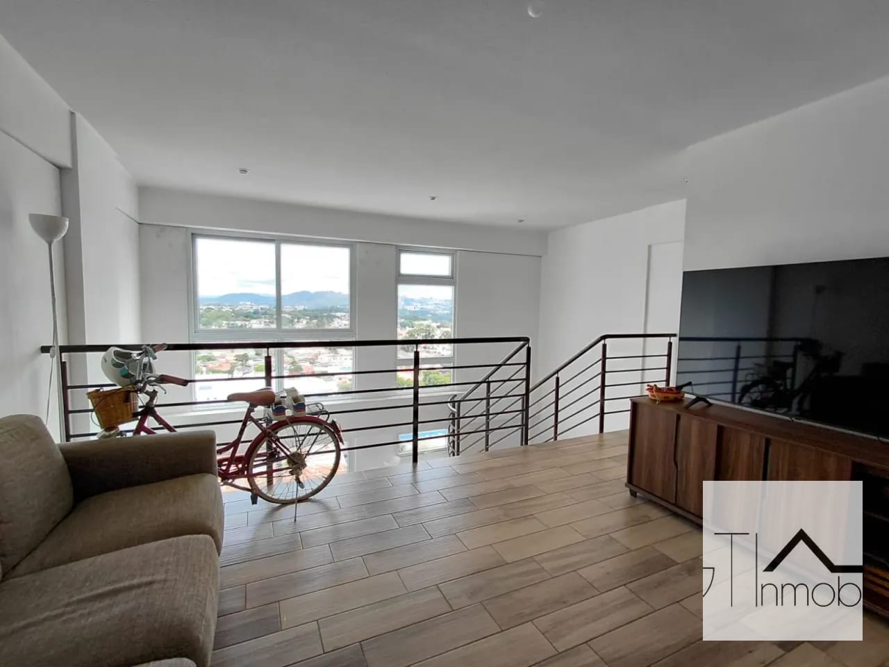 Renta apartamento en zona 5, Torre Asunción, de 2 niveles — Apartamento en Alquiler en Casa Asunción, Zona 5, Guatemala, Ciudad — foto 3 de 15