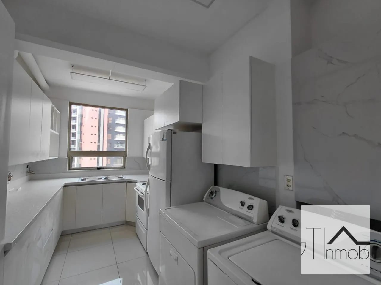 Amplio apartamento en trebol de VH zona 15 — Apartamento en Alquiler en San Lázaro, Zona 15, Guatemala, Ciudad — foto 3 de 17