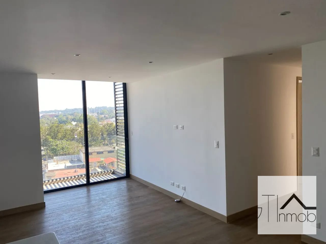 amplio apartamento zona 15 — Apartamento en Alquiler en Trivá, Zona 15, Guatemala, Ciudad — foto 2 de 17
