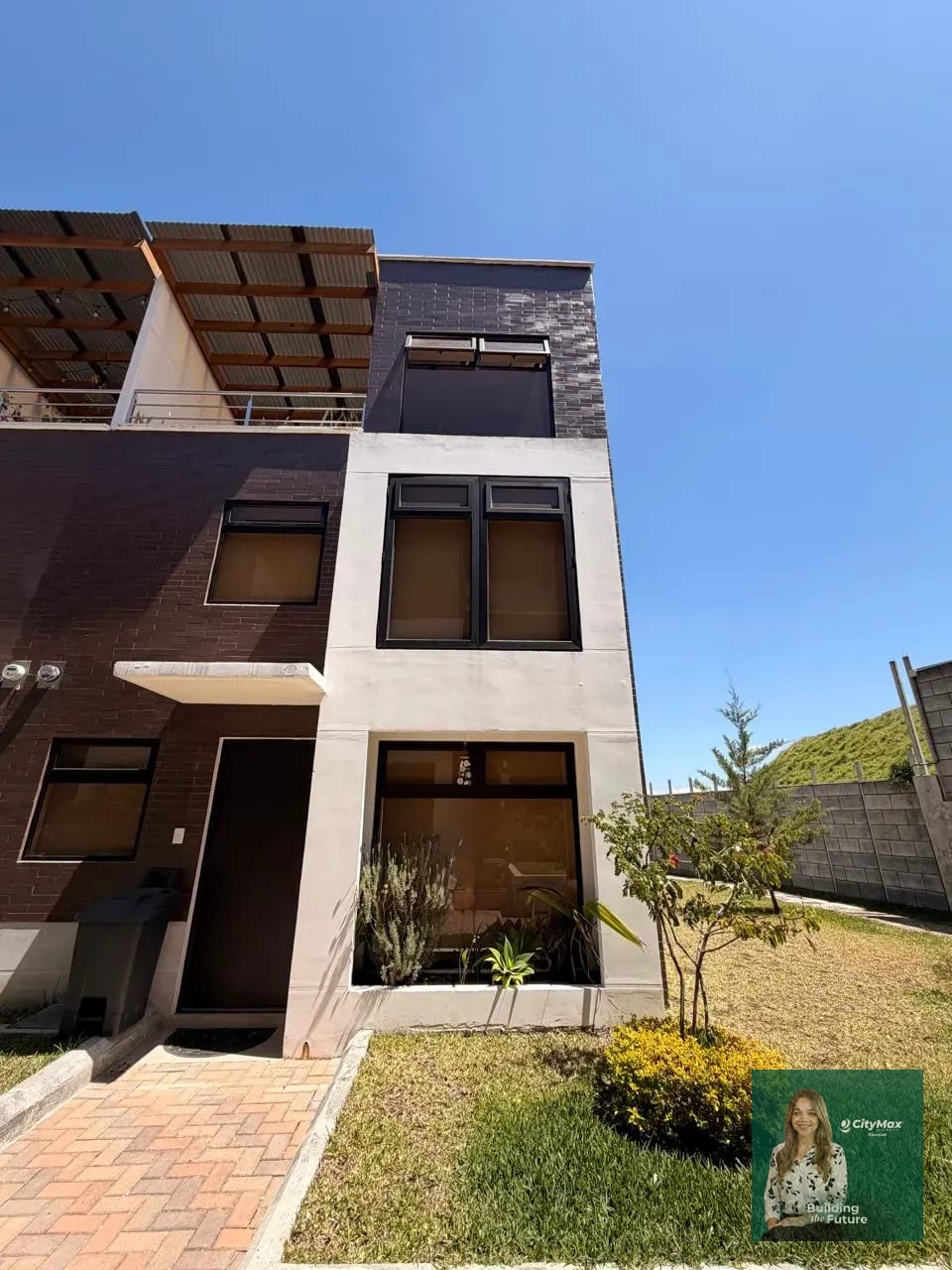 Hermosa casa en venta en Carretera a El Salvador — Casa en Venta en Álika Club Residencial, Carretera a El Salvador, Guatemala, Ciudad — foto 1 de 12