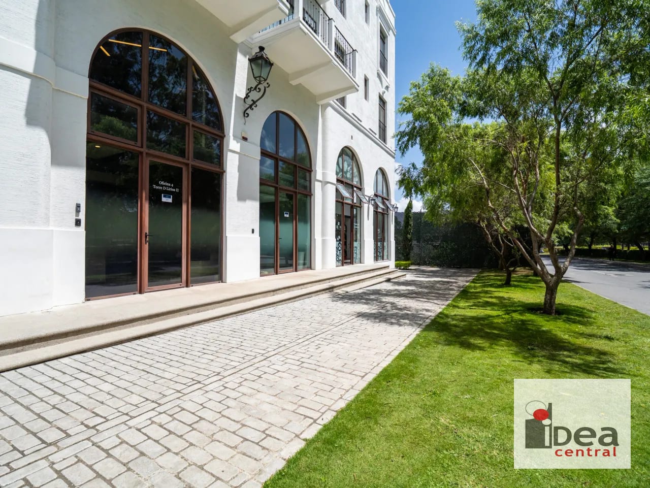 Venta de Oficina en Lirios de Cayala II — Oficina en Venta en Lirios de Cayalá II, Zona 16, Guatemala, Ciudad — foto 1 de 8
