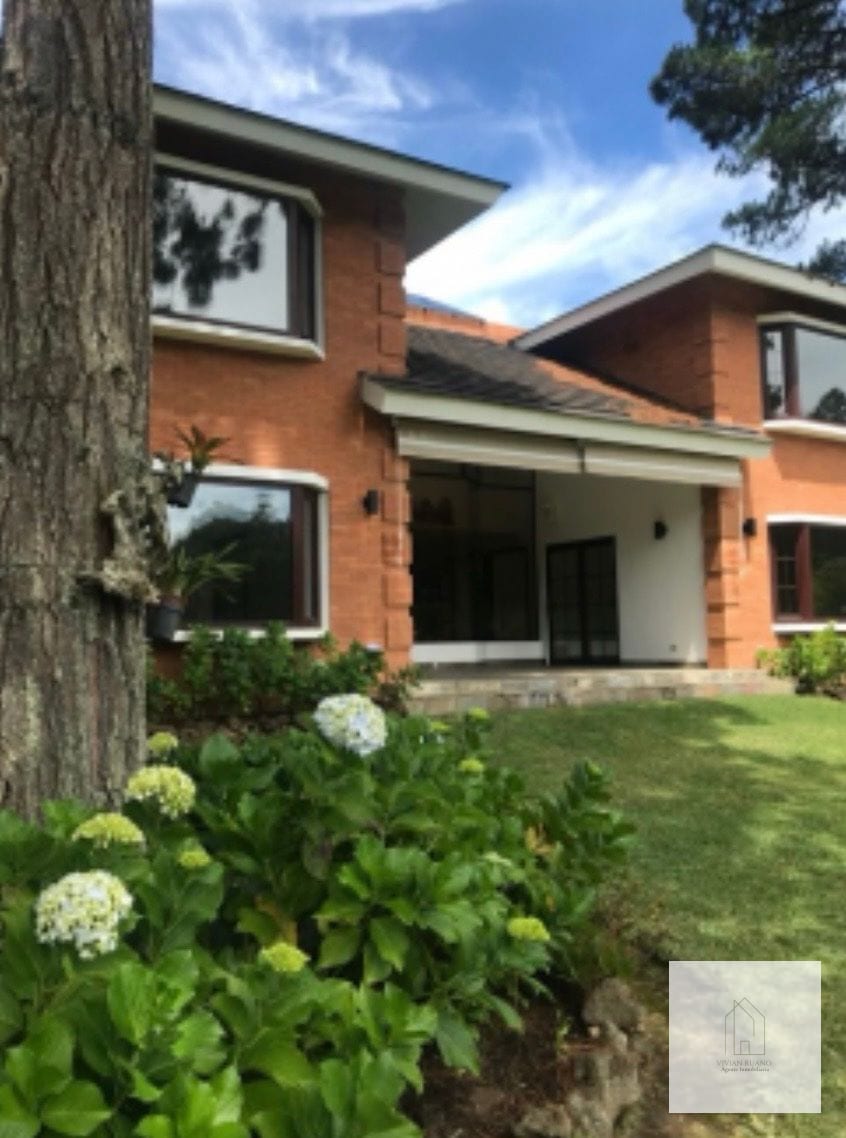 Linda Casa en Venta en condominio exclusivo dentro de San Jorge Muxbal — Casa en Venta en Carretera a El Salvador, Guatemala, Ciudad — foto 8 de 8