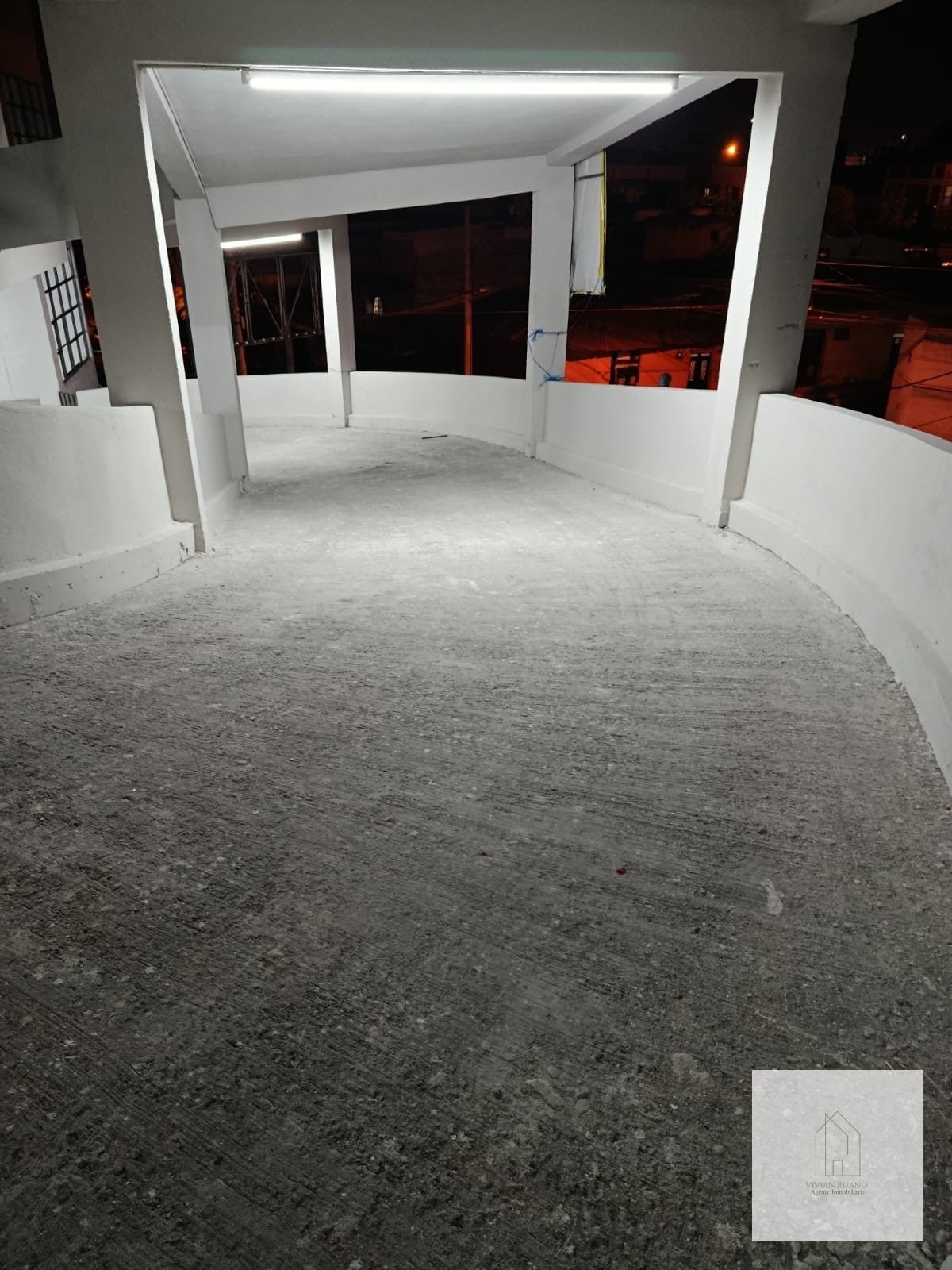 Propiedad en alquiler ideal para bodegas o parqueo — Local en Alquiler en Zona 4, Guatemala, Ciudad — foto 5 de 5