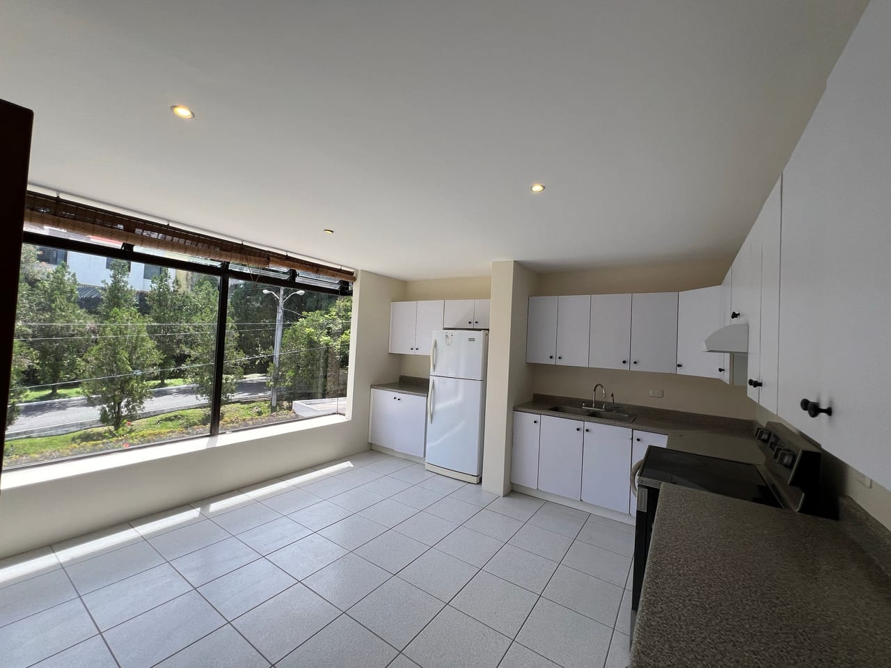 Venta amplio apartamento 3 Dormitorios | La Solana Zona 15 - San Lázaro — Apartamento en Venta en San Lázaro, Zona 15, Guatemala, Ciudad — foto 3 de 10