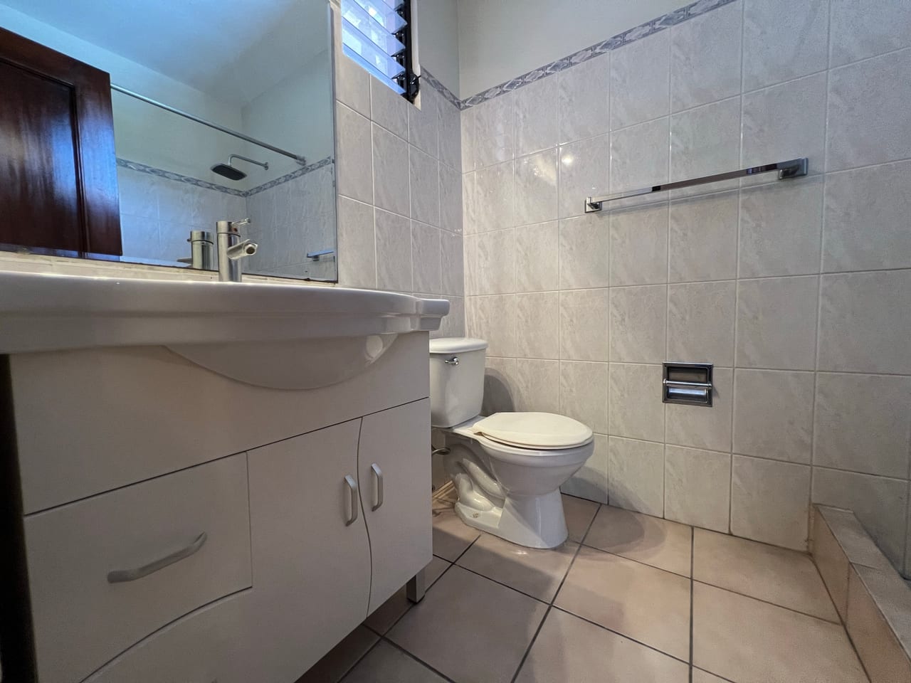 Venta amplio apartamento 3 Dormitorios | La Solana Zona 15 - San Lázaro — Apartamento en Venta en San Lázaro, Zona 15, Guatemala, Ciudad — foto 6 de 10