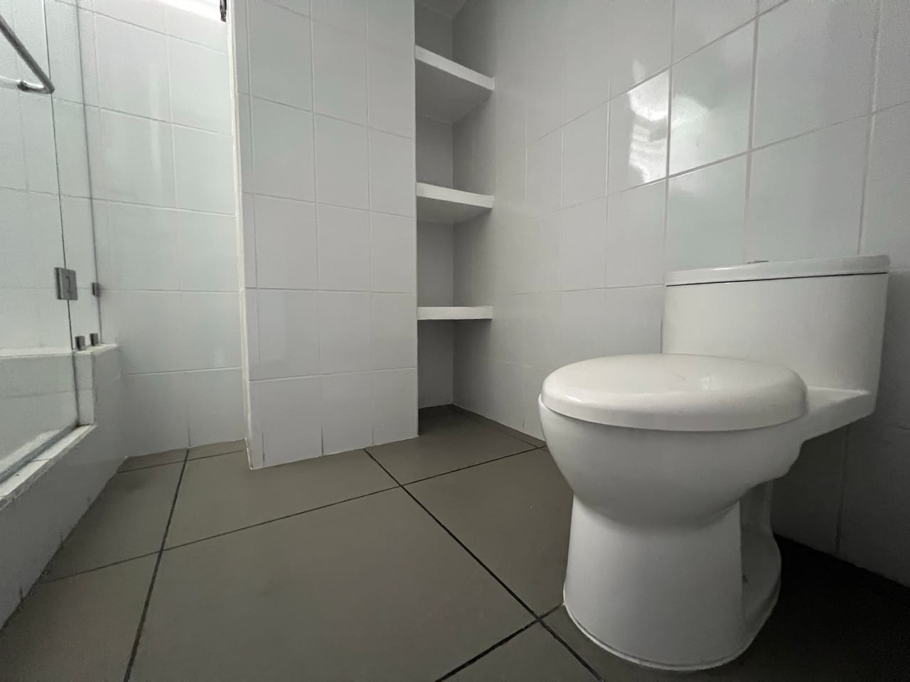 Venta amplio apartamento 3 Dormitorios | Moradas del Acueducto zona 10 — Apartamento en Venta en Moradas del Acueducto, Zona 10, Guatemala, Ciudad — foto 11 de 13