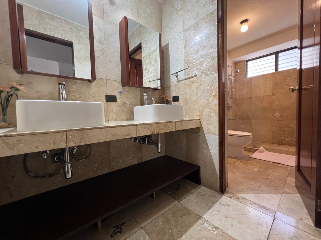 Venta apartamento 3 Dormitorios | Moradas del Acueducto Zona 10 — Apartamento en Alquiler en Moradas del Acueducto, Zona 10, Guatemala, Ciudad — foto 12 de 14