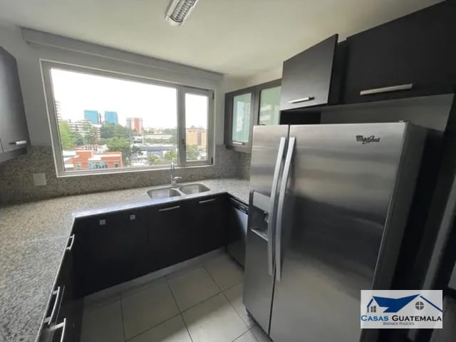 Rento apartamento en Zona 14 EDIFICIO CON PISCINA, GYM Y AREAS VERDES — Apartamento en Venta en Zona 14, Guatemala, Ciudad — foto 9 de 17