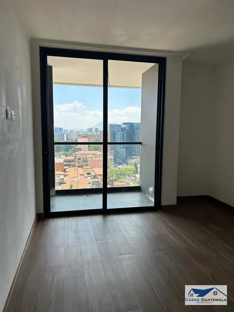 Rento apartamento en Zona 10 EDIFICIO DE LUJO CERCA DE FONTABELLA — Apartamento en Alquiler en Monád, Zona 10, Guatemala, Ciudad — foto 3 de 14