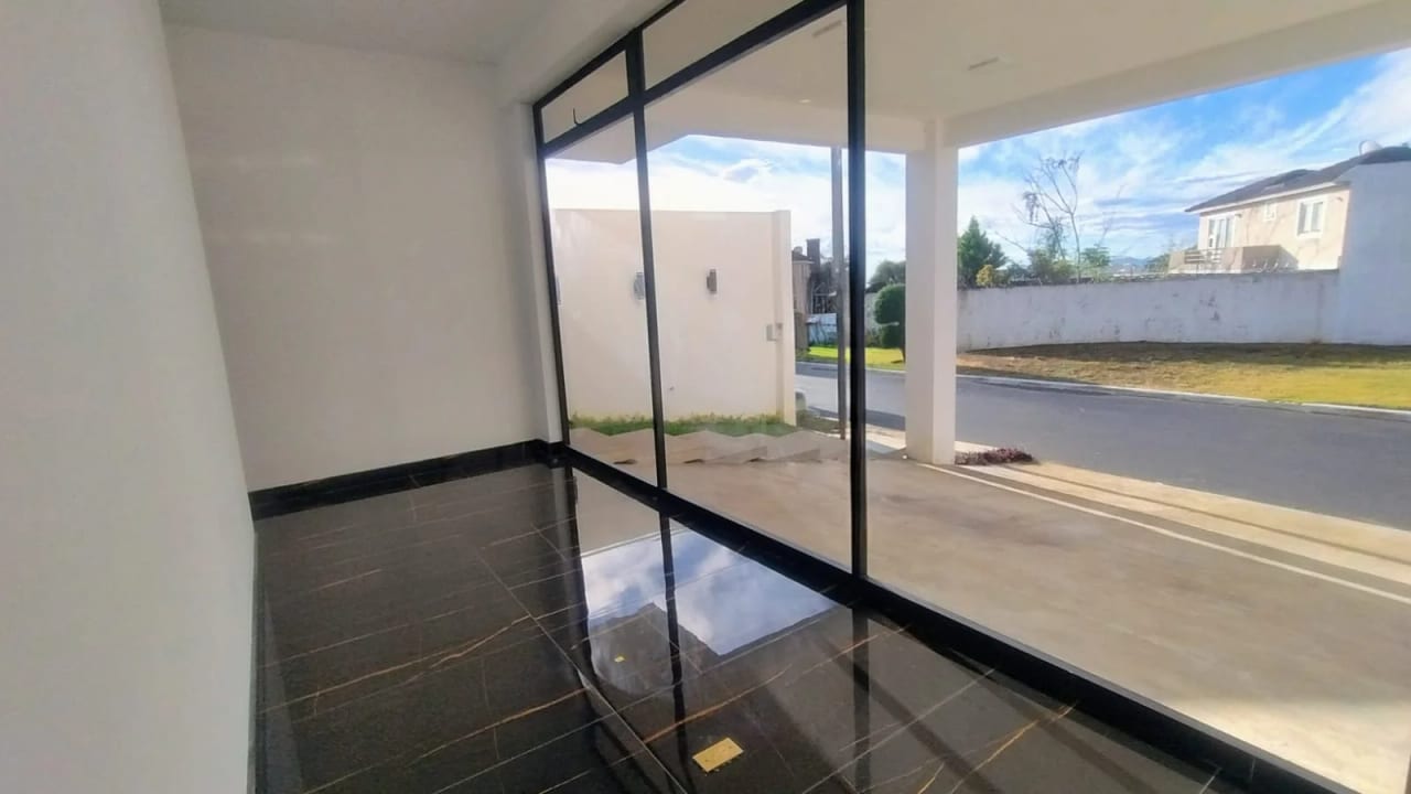 Vendo Casa Carretera a El Salvador — Casa en Venta en Santa Elena Barillas, Guatemala, Ciudad — foto 3 de 8