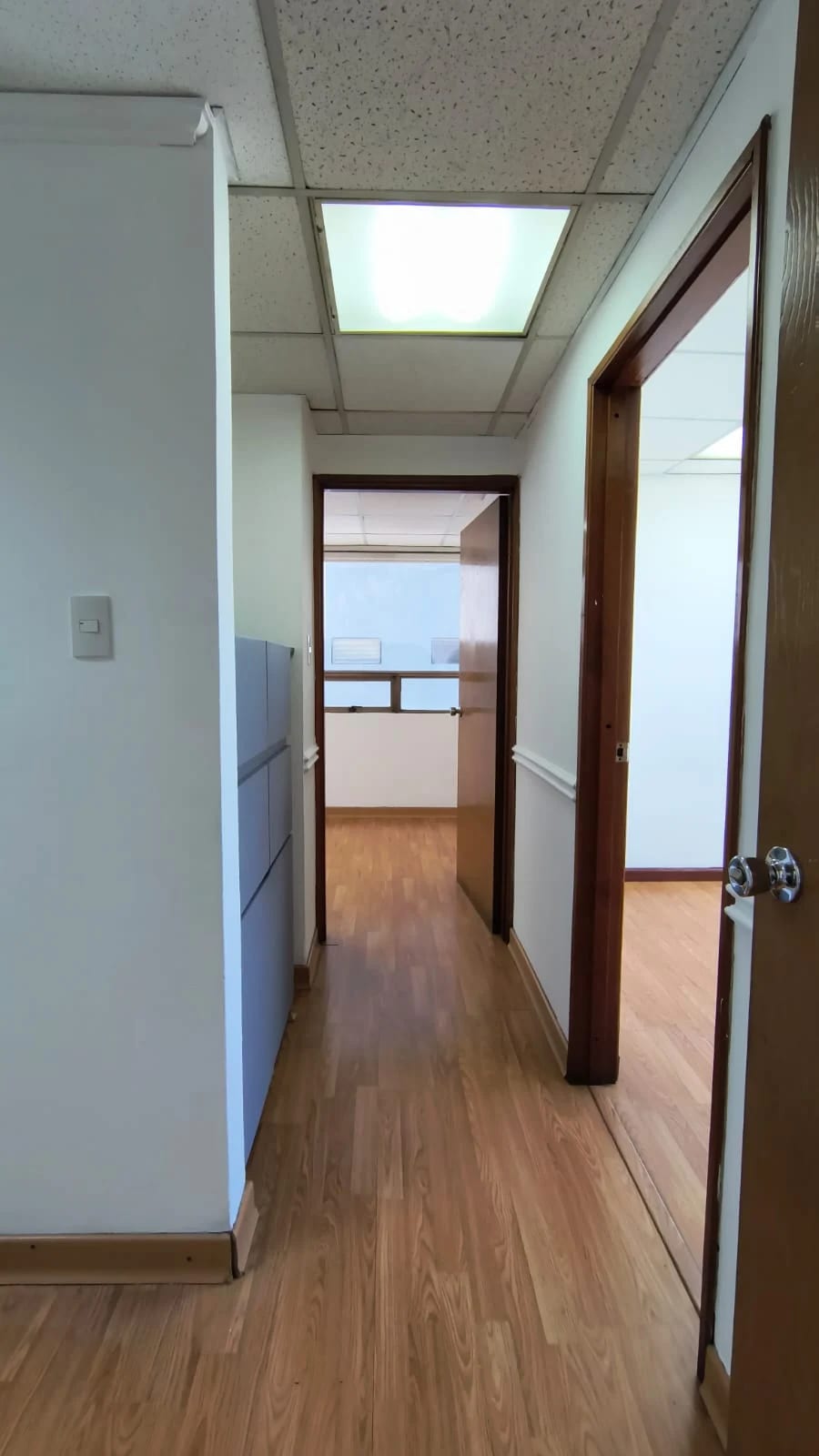 Rento / Vendo Clínica Médica Zona 10 — Clínica en Alquiler en Santa Clara II, Zona 10, Guatemala, Ciudad — foto 8 de 9