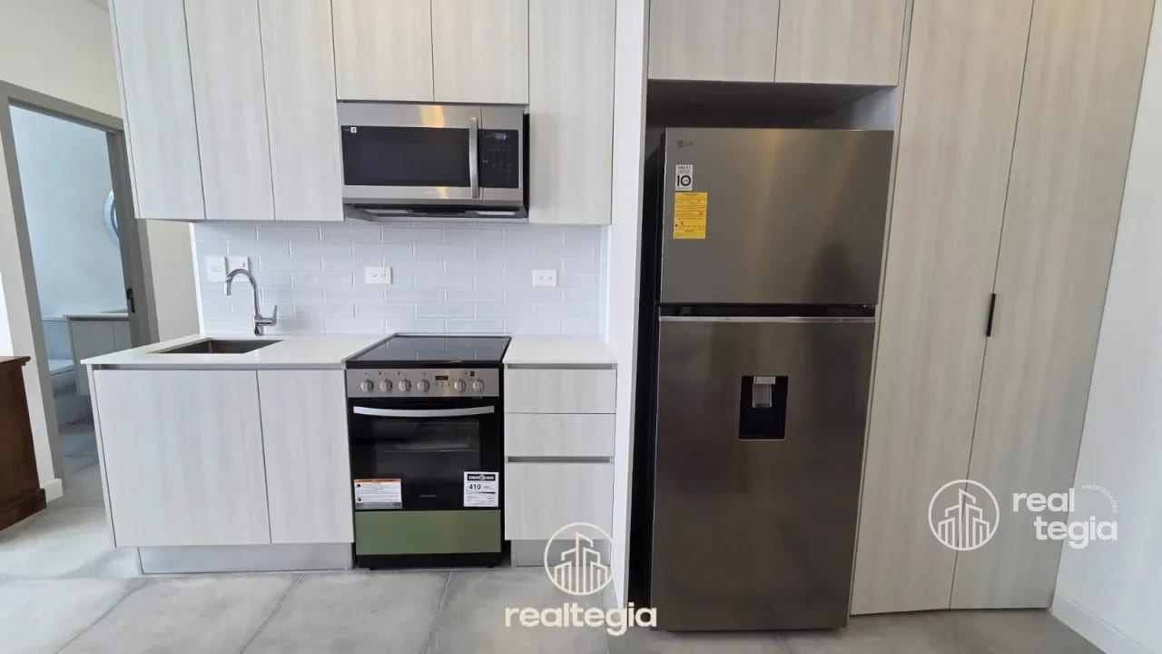 APARTAMENTO EN ANTARES DE CAYALÁ ZONA 16 — Apartamento en Alquiler en Zona 16, Guatemala, Ciudad — foto 2 de 8