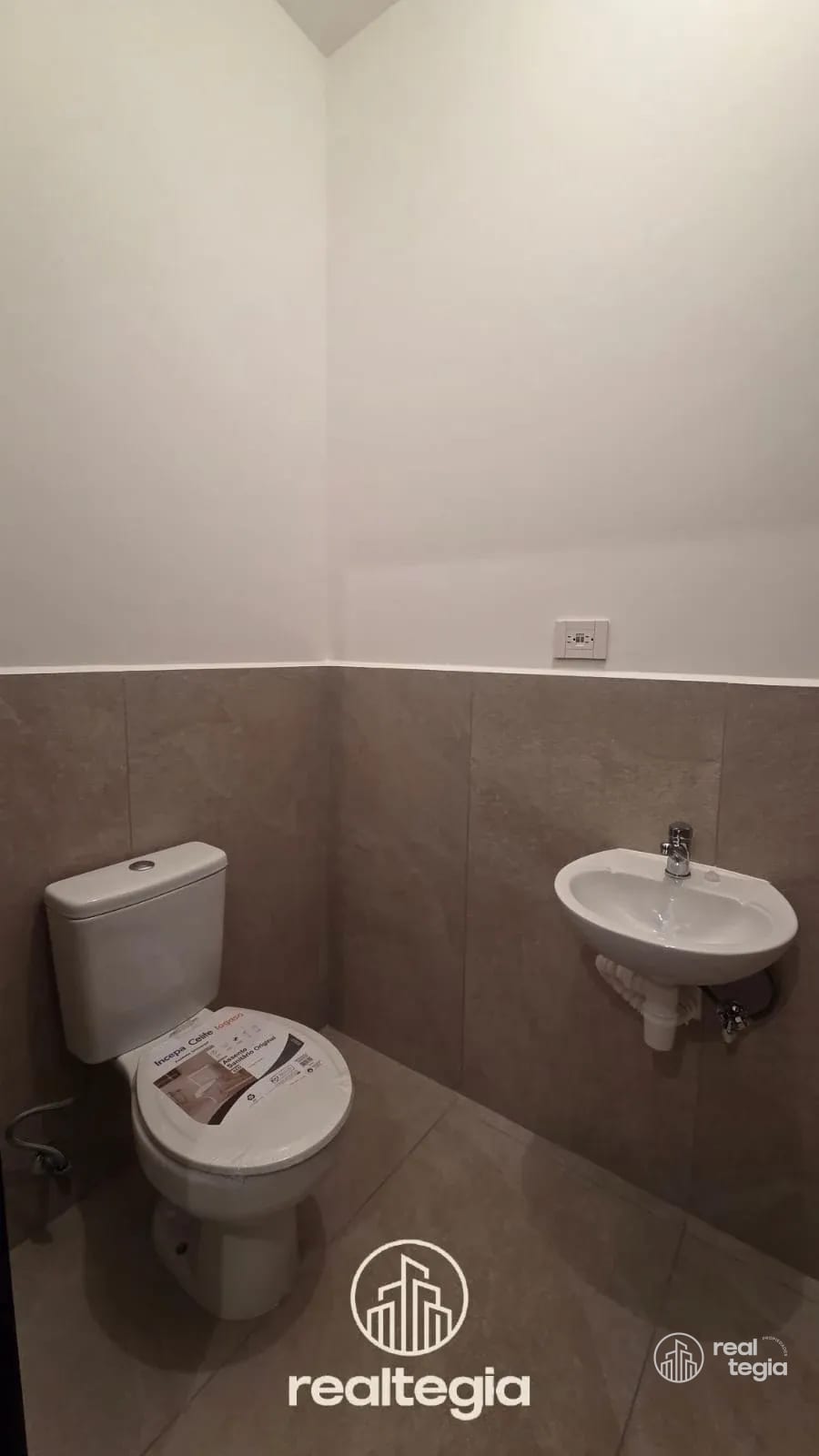 PENTHOUSE NOGALES DE CAYALÁ ZONA 16 — Apartamento en Venta en Zona 16, Guatemala, Ciudad — foto 13 de 17