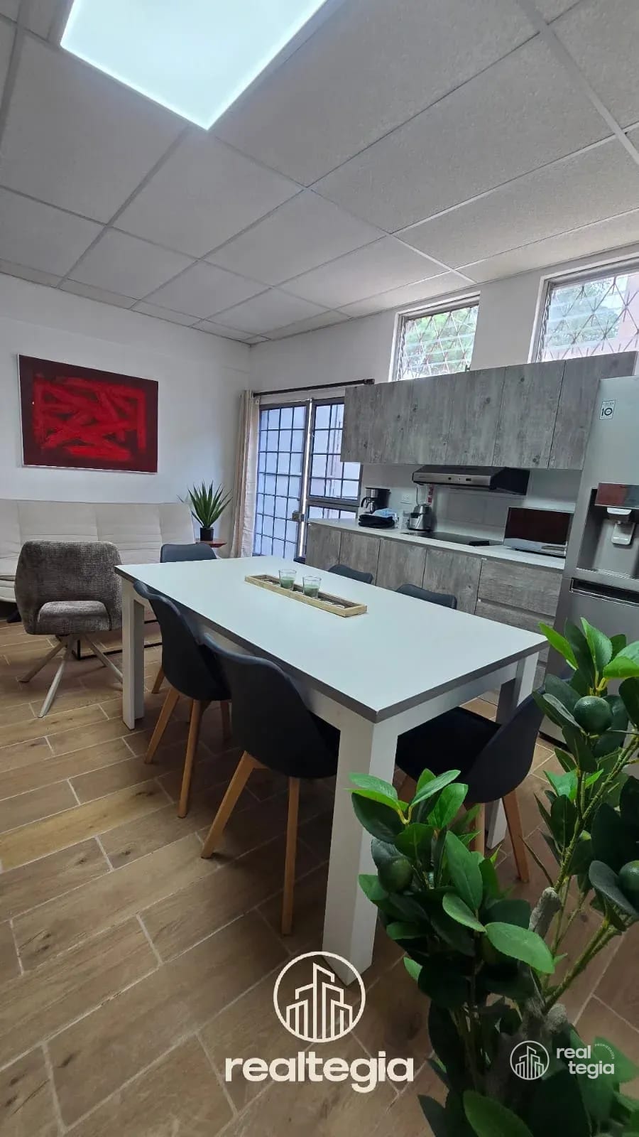 🏡 Apartamento en renta en Kanajuyú — Apartamento en Alquiler en Kanajuyú, Zona 16, Guatemala, Ciudad — foto 1 de 15