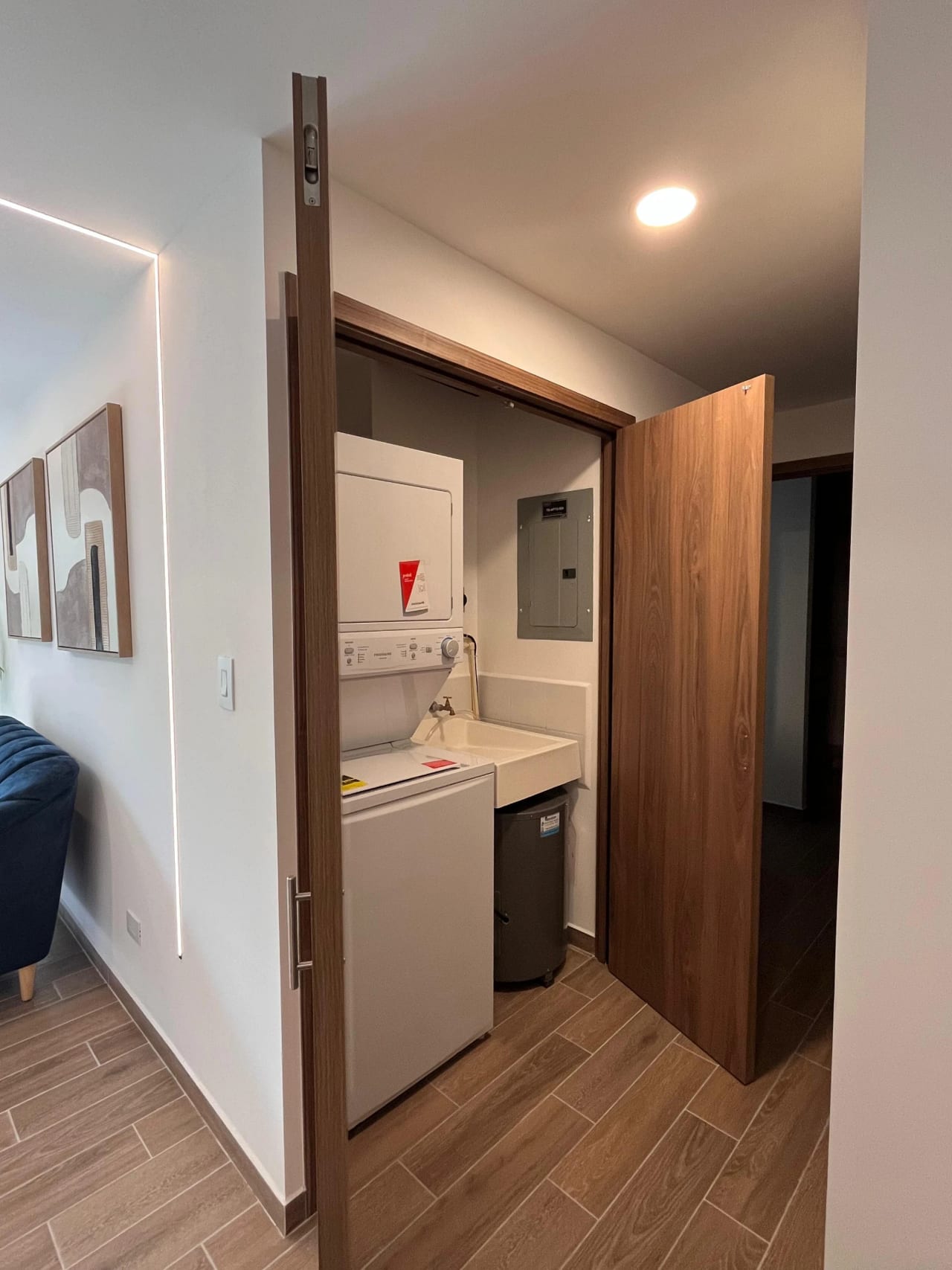 Precioso apartamento amueblado en zona 14, Dos dormitorios — Apartamento en Alquiler en Parque 14, Zona 14, Guatemala, Ciudad — foto 4 de 8