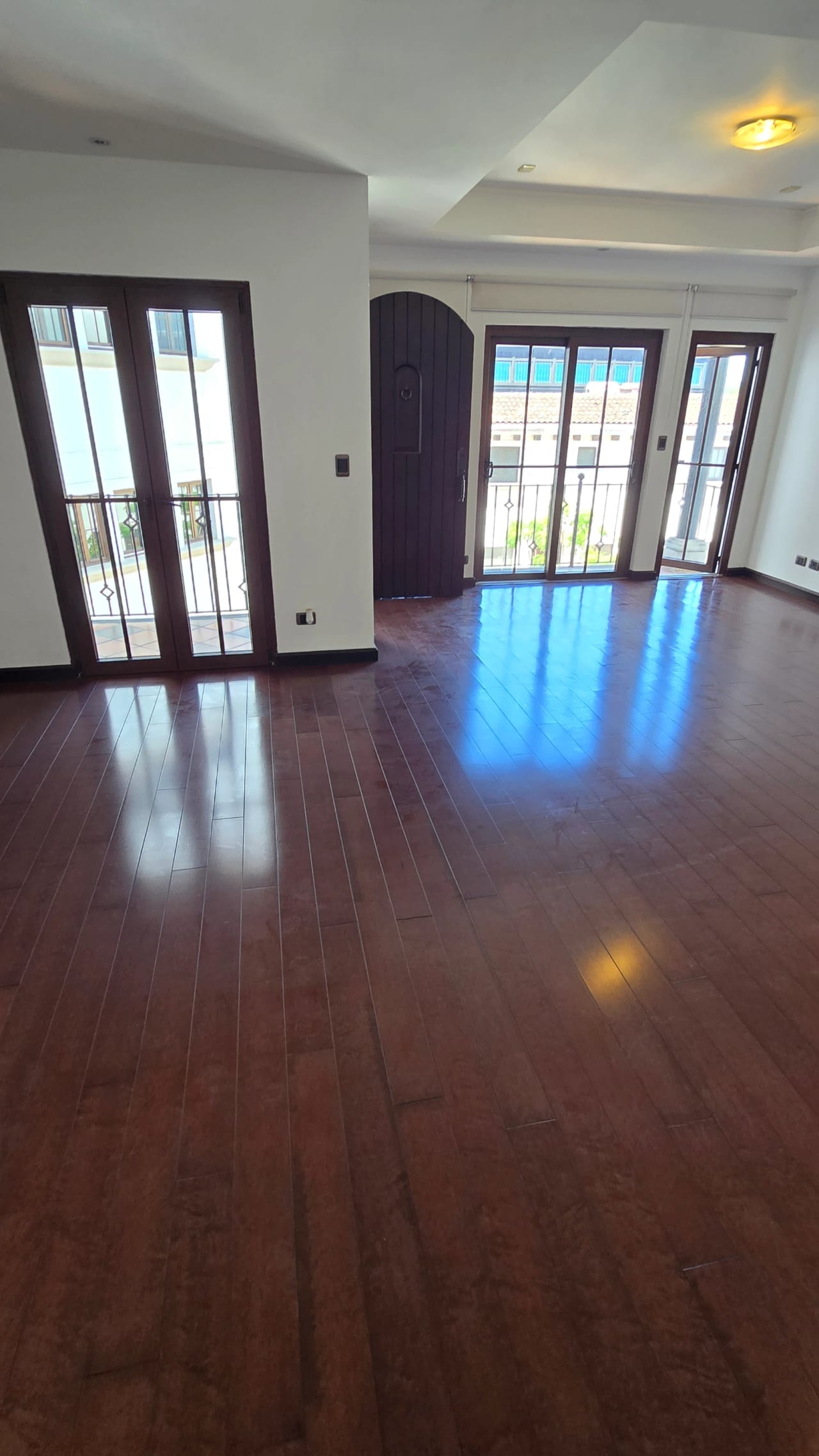 Exclusivo apartamento en Durian Cayalá, 3 dormitorios — Apartamento en Alquiler en Ciudad Cayalá, Zona 16, Guatemala, Ciudad — foto 2 de 10