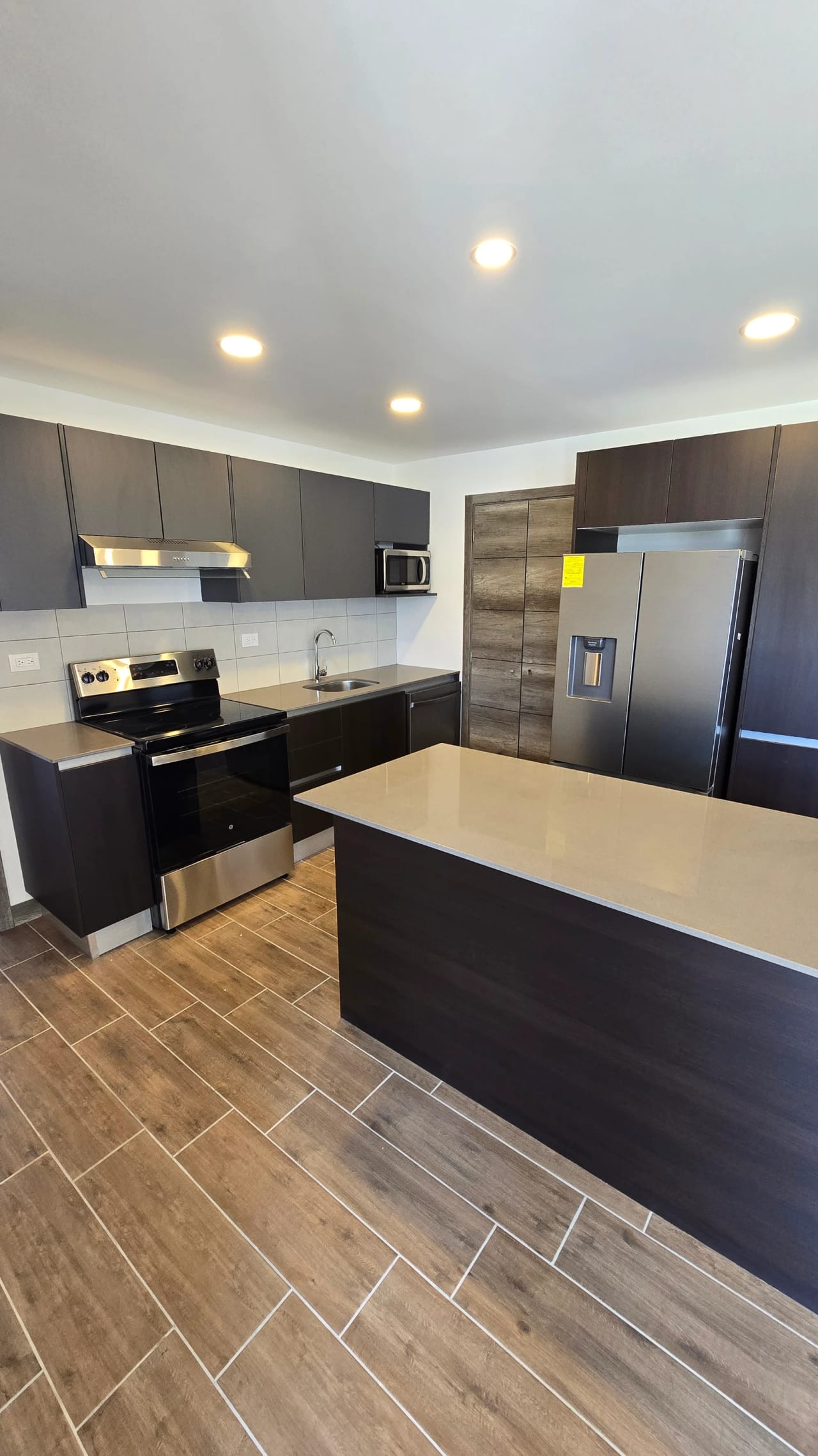En zona 15 apartamento para estrenar en nivel alto — Apartamento en Alquiler en Kiintea, Zona 15, Guatemala, Ciudad — foto 1 de 13