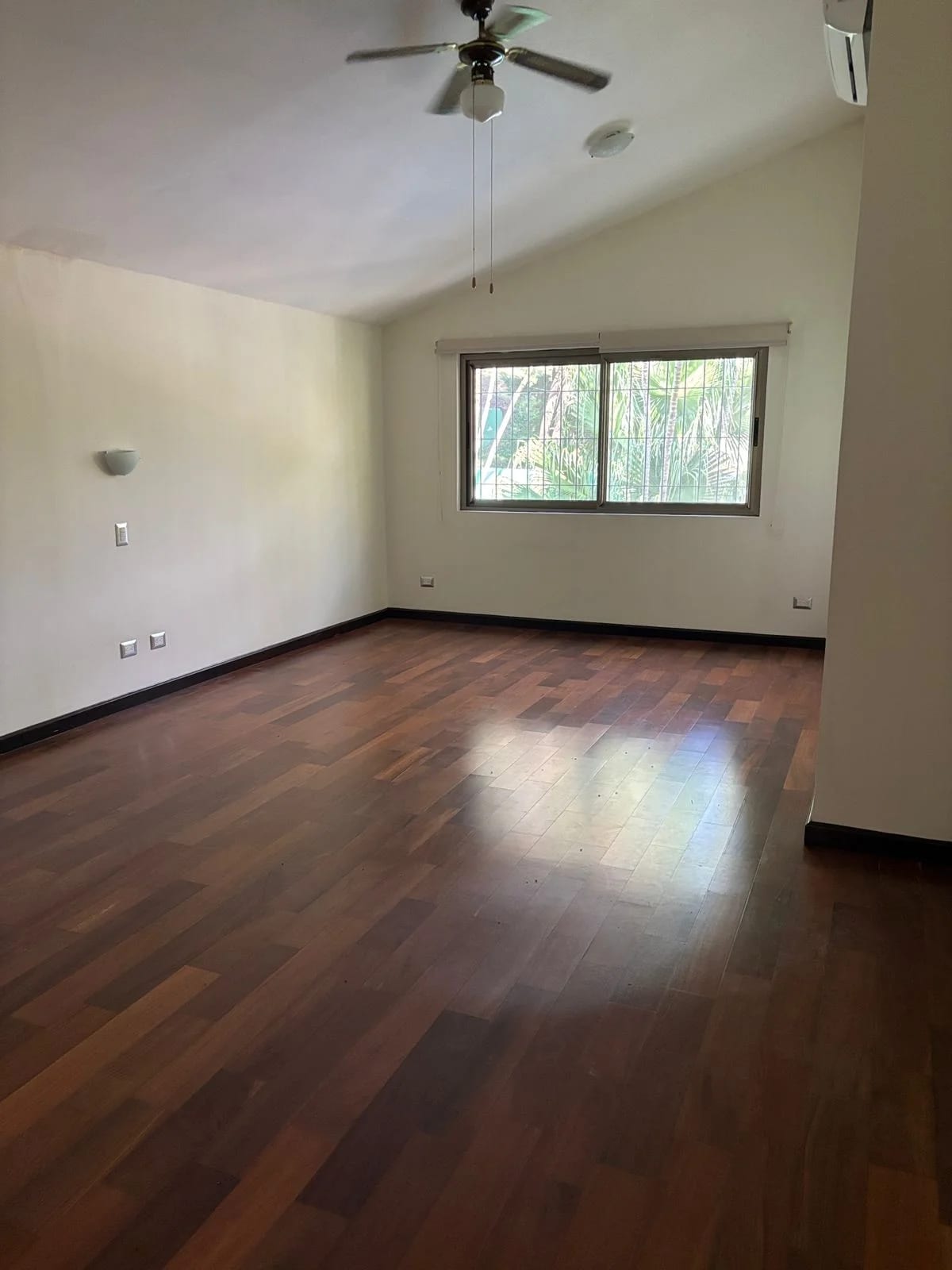 Casa en Renta Zona 10 codigo.CA36394 — Apartamento en Alquiler en Zona 10, Guatemala, Ciudad — foto 3 de 17