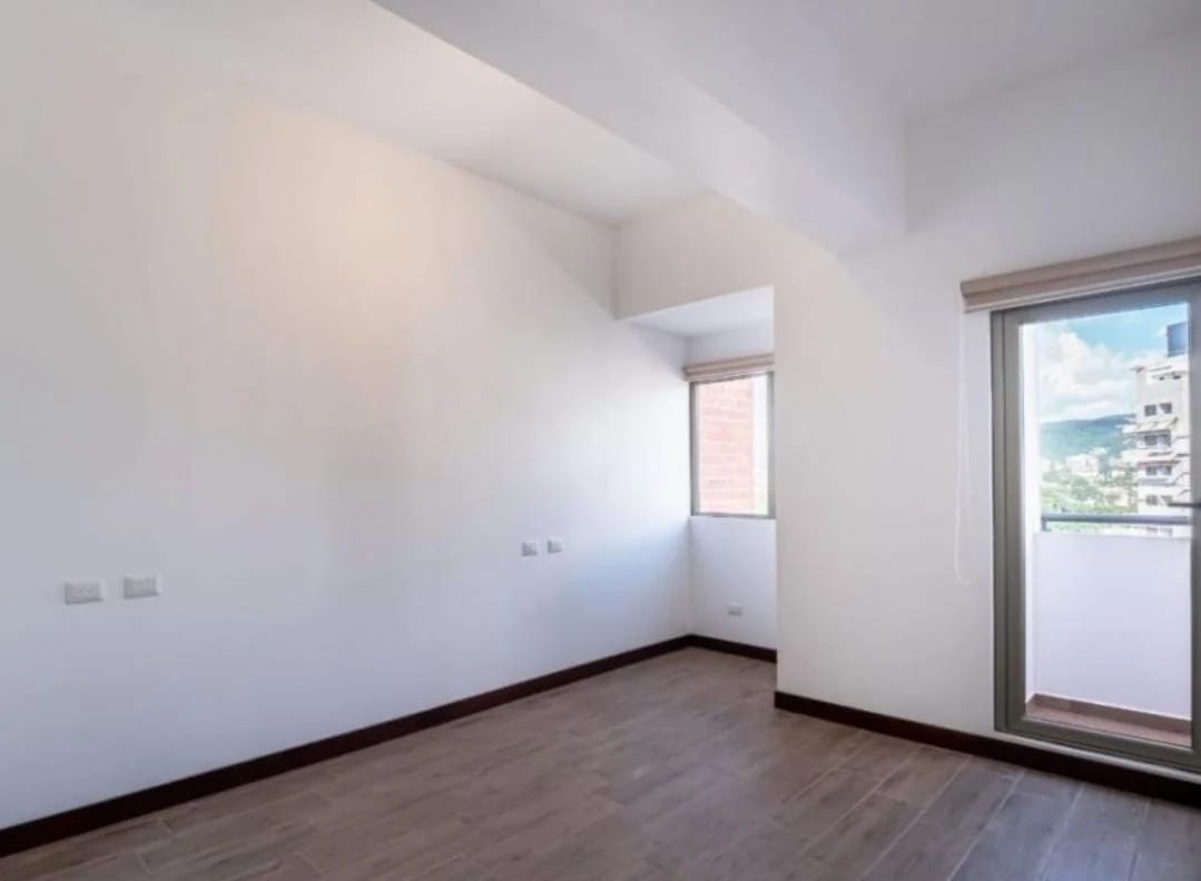 Apartamento en Renta Zona 10 cod.CA36512 — Apartamento en Alquiler en Zona 10, Guatemala, Ciudad — foto 3 de 6
