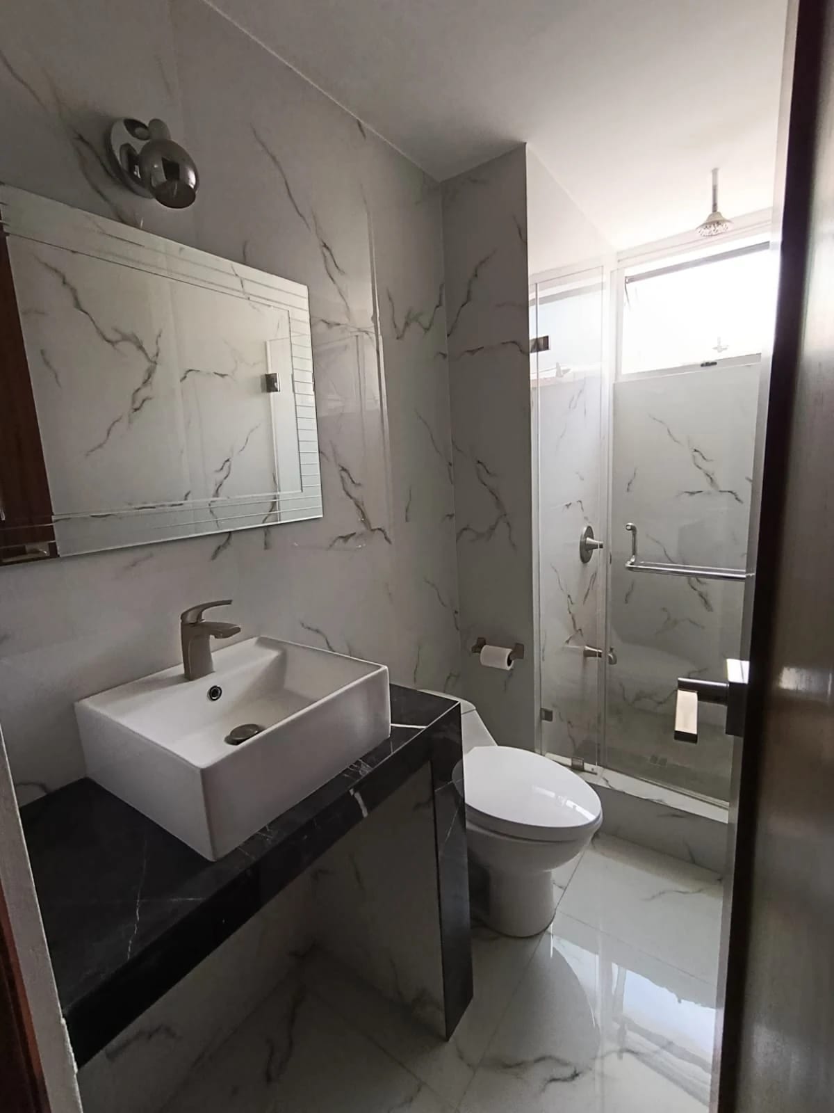 Apartamento en Renta Zona 10 cod. DA36644 — Apartamento en Alquiler en Zona 10, Guatemala, Ciudad — foto 9 de 17