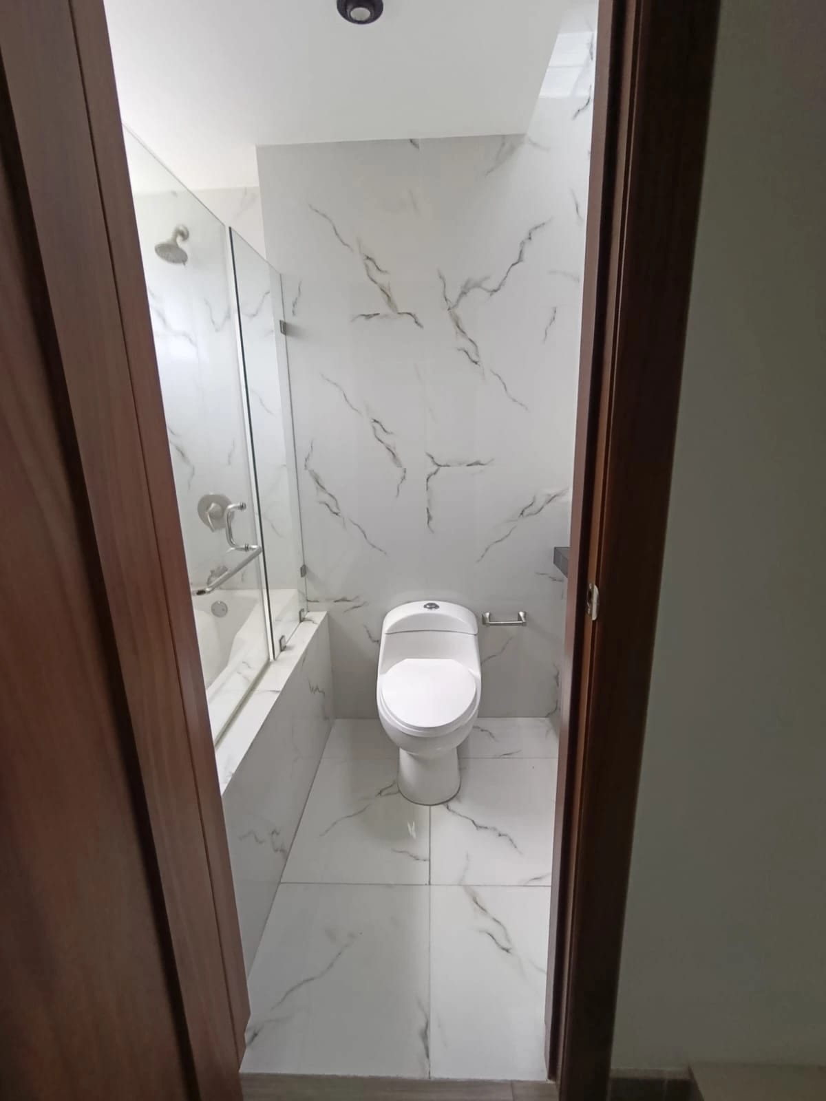 Apartamento en Renta Zona 10 cod. DA36644 — Apartamento en Alquiler en Zona 10, Guatemala, Ciudad — foto 12 de 17