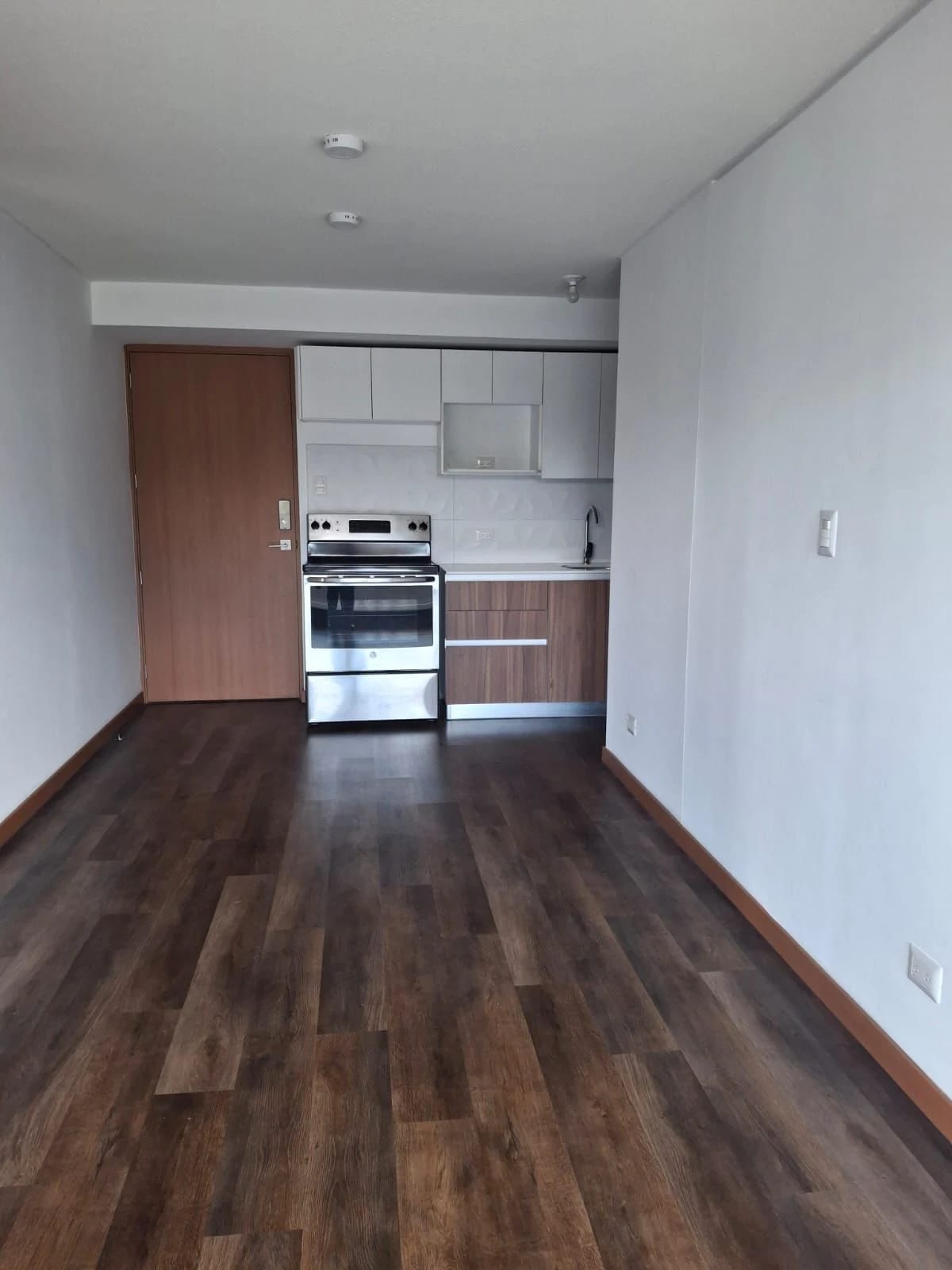 Apartamento en Venta Zona 11 Ideal Inversionista COD.CA36683 — Apartamento en Venta en Zona 10, Guatemala, Ciudad — foto 1 de 16