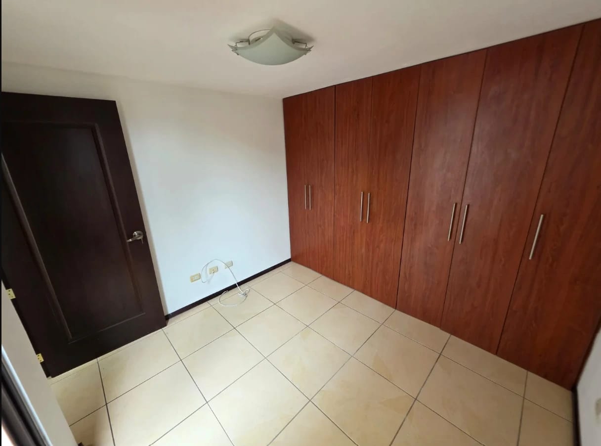 Apartamento en Renta Zona 10 COD.CA36718 — Apartamento en Alquiler en Zona 10, Guatemala, Ciudad — foto 6 de 9
