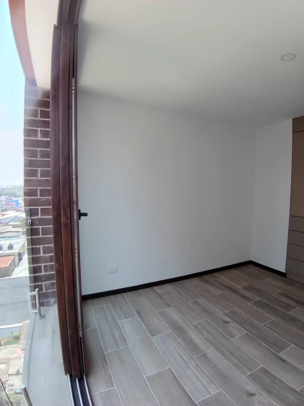 Apartamento en Venta Zona 10 Ideal Inversionista COD.CA36775 — Apartamento en Venta en Zona 10, Guatemala, Ciudad — foto 9 de 16