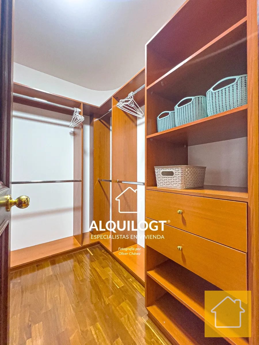 Apartamento Amueblado Cerca de los Próceres y Diagonal 6 — Apartamento en Alquiler en Altos de Santa Clara, Zona 10, Guatemala, Ciudad — foto 10 de 17