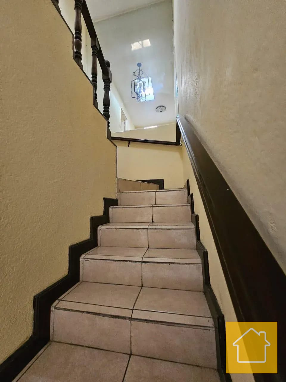 Amplia Casa por Centro Comercial Martí 7 Zona 2 — Casa en Alquiler en Ciudad Nueva, Zona 2, Guatemala, Ciudad — foto 17 de 17