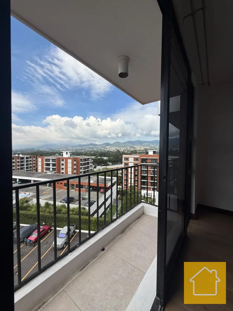 Amplio Apartamento en Balcones de las Charcas Remodelado AGT2996 — Apartamento en Alquiler en Balcones de Las Charcas, Zona 11, Guatemala, Ciudad — foto 13 de 17