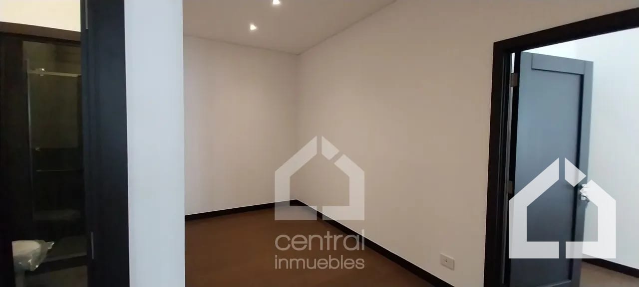 Lujoso Apartamento en Renta con jardín privado en Nogales Cayalá — Apartamento en Alquiler en Ciudad Cayalá, Zona 16, Guatemala, Ciudad — foto 12 de 17