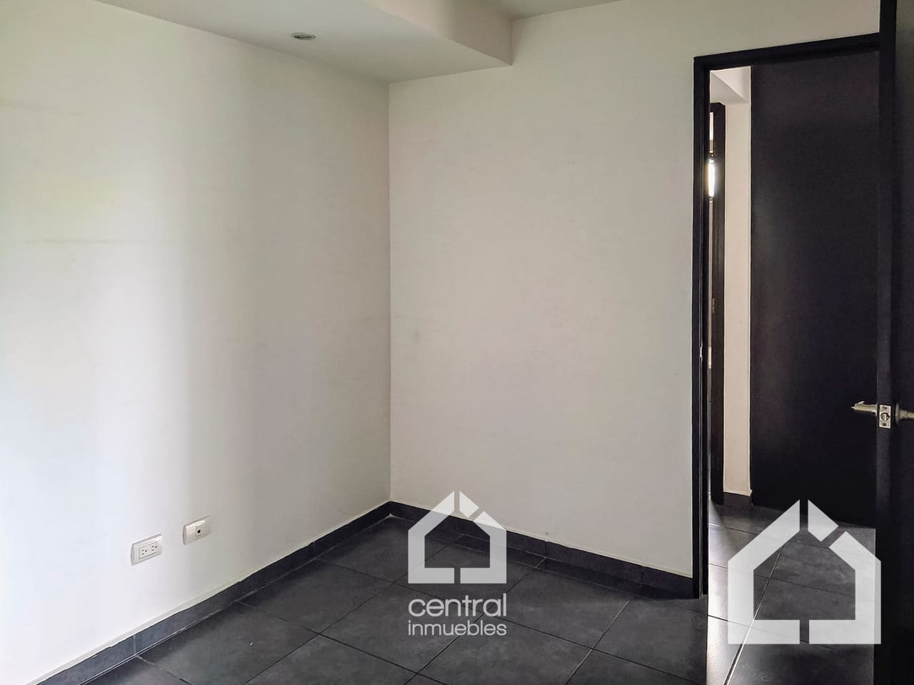 Apartamento de 3 habitaciones en Mariscal Uno Uno — Apartamento en Alquiler en Mariscal Uno Uno, Zona 11, Guatemala, Ciudad — foto 8 de 14