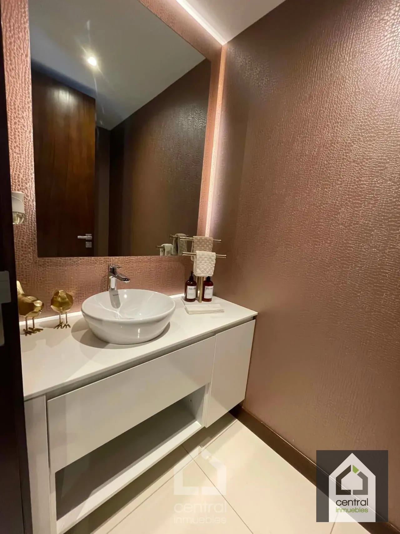 Exclusivo apartamento en renta de 3 habitaciones en Vasanta zona 10 — Apartamento en Alquiler en Vasanta, Zona 10, Guatemala, Ciudad — foto 11 de 17