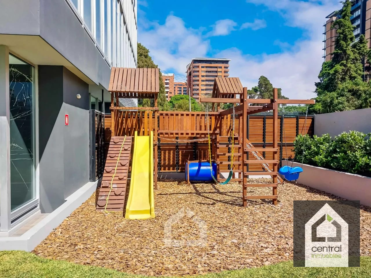 Exclusivo apartamento en renta de 3 habitaciones en Vasanta zona 10 — Apartamento en Alquiler en Vasanta, Zona 10, Guatemala, Ciudad — foto 15 de 17