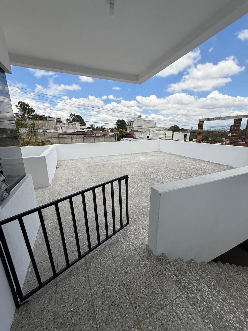 Casa recién remodelada en San Cristóbal — Casa en Venta en Pinares de San Cristobal, Zona 8 Mixco, Guatemala, Ciudad — foto 15 de 17