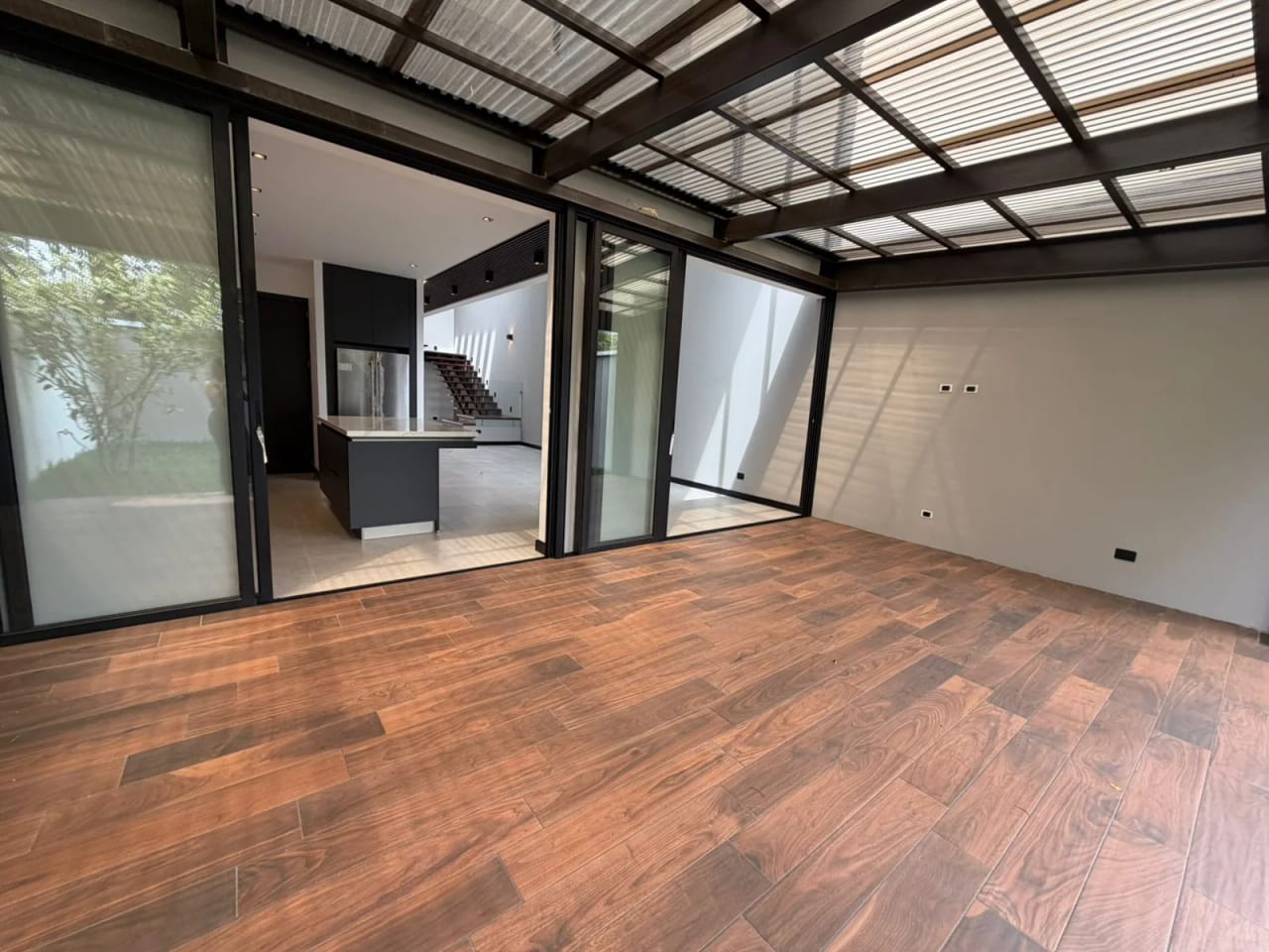 CASA NUEVA PARA ESTRENAR – EL TAJÍN KM 18 CES — Casa en Venta en El Tajin, Carretera a El Salvador, Guatemala, Ciudad — foto 15 de 17