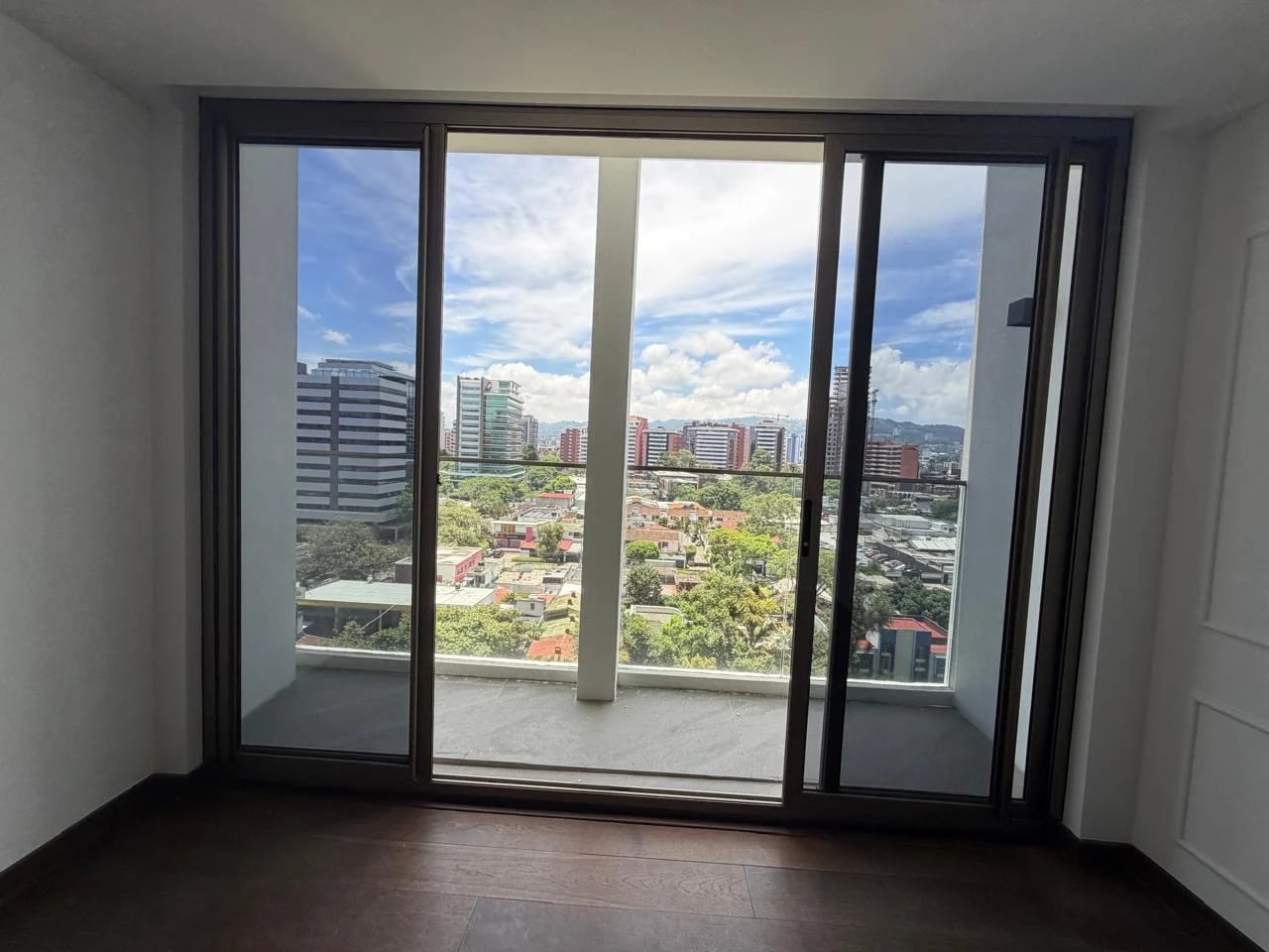 Apartamento en Venta – Atarah, Zona 10 — Apartamento en Venta en Atarah, Zona 10, Guatemala, Ciudad — foto 5 de 17