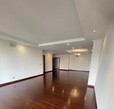 Apartamento en Renta Tadeus – Zona 14 — Apartamento en Alquiler en Tadeus, Zona 14, Guatemala, Ciudad — foto 1 de 17