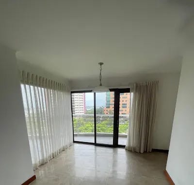 Apartamento en Renta Tadeus – Zona 14 — Apartamento en Alquiler en Tadeus, Zona 14, Guatemala, Ciudad — foto 3 de 17