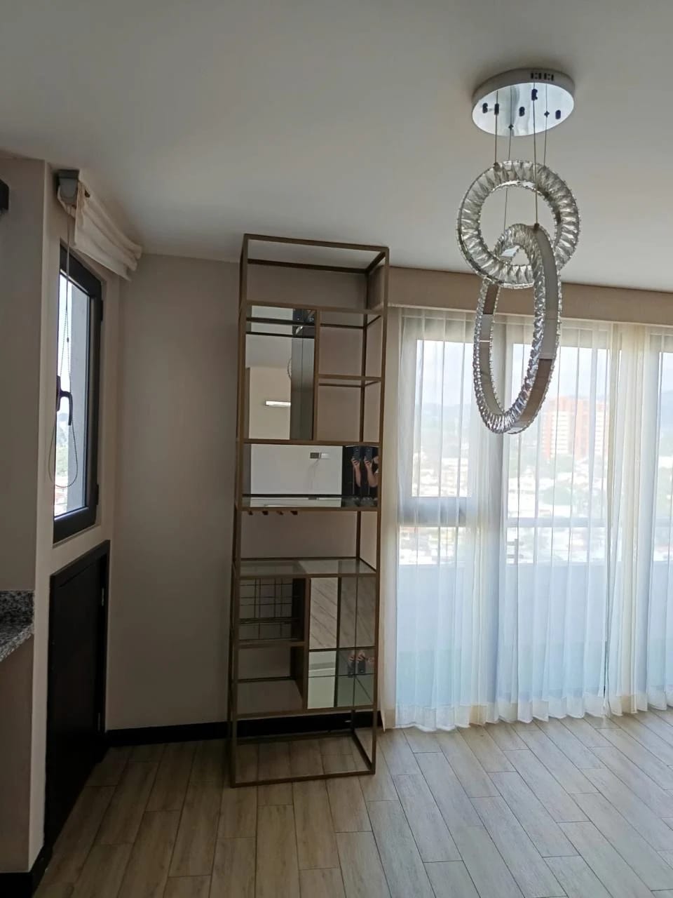 🏙️ Apartamento en Renta – Torre 360, Zona 15 — Apartamento en Alquiler en Zona 15, Guatemala, Ciudad — foto 4 de 8